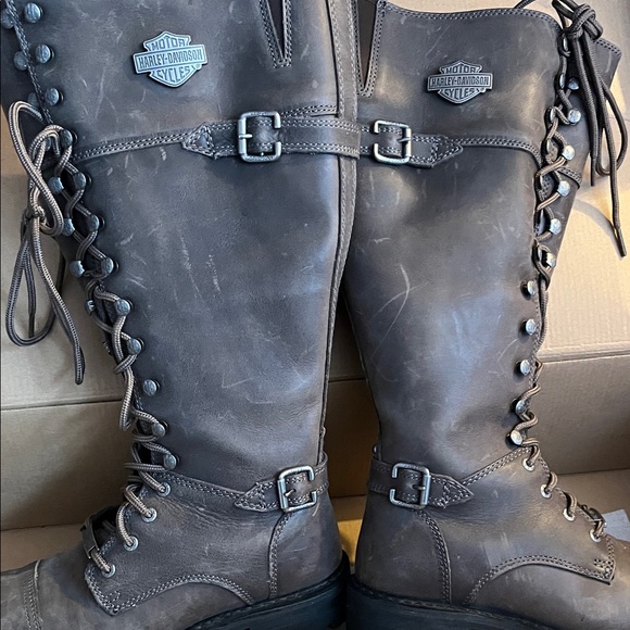 EUC Harley-Davidson Women's Lace-Up Boots - Picture 4 of 10